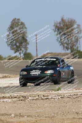 media/May-01-2022-CalClub SCCA (Sun) [[03a481c204]]/Group 5/Qualifying (I5)/